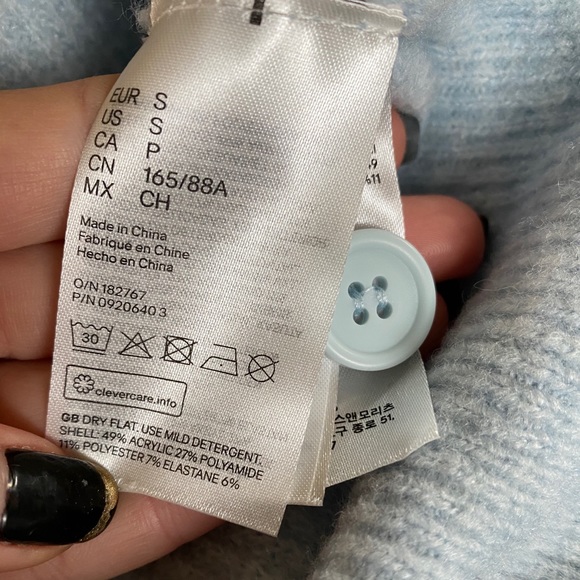 Puff-sleeved Cardigan from H&M - Picture 5 of 5